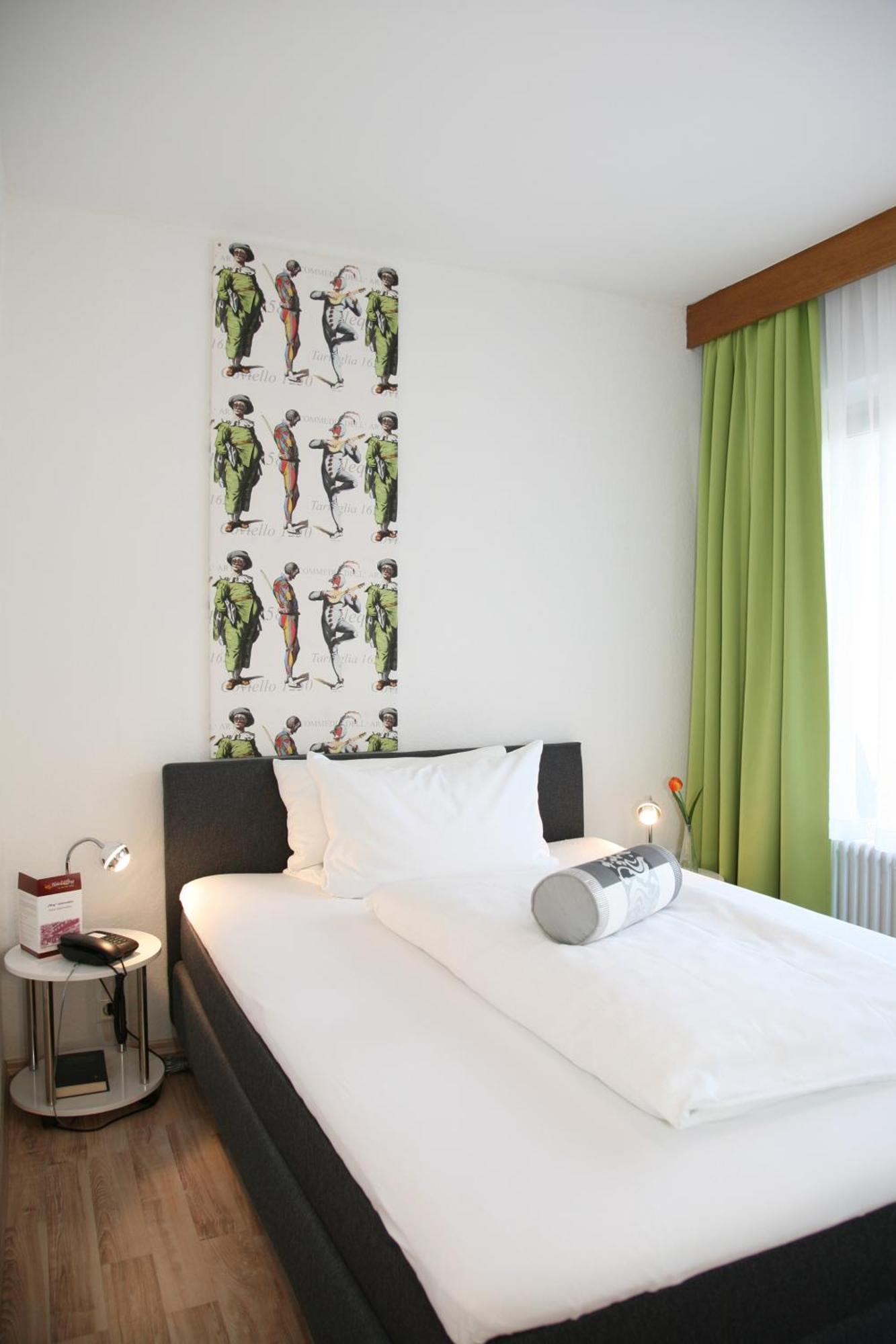 Hotel Pflug Ottenhofen im Schwarzwald Room photo